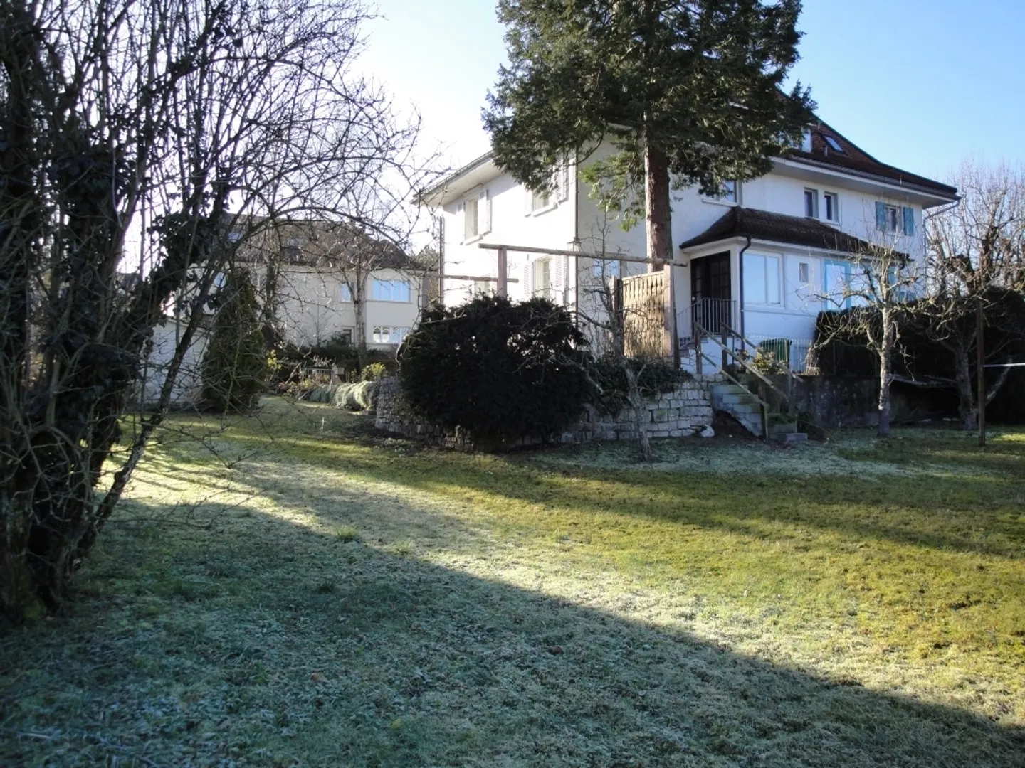 Charmantes Einfamilienhaus mit Garten - Foto 2 von 21