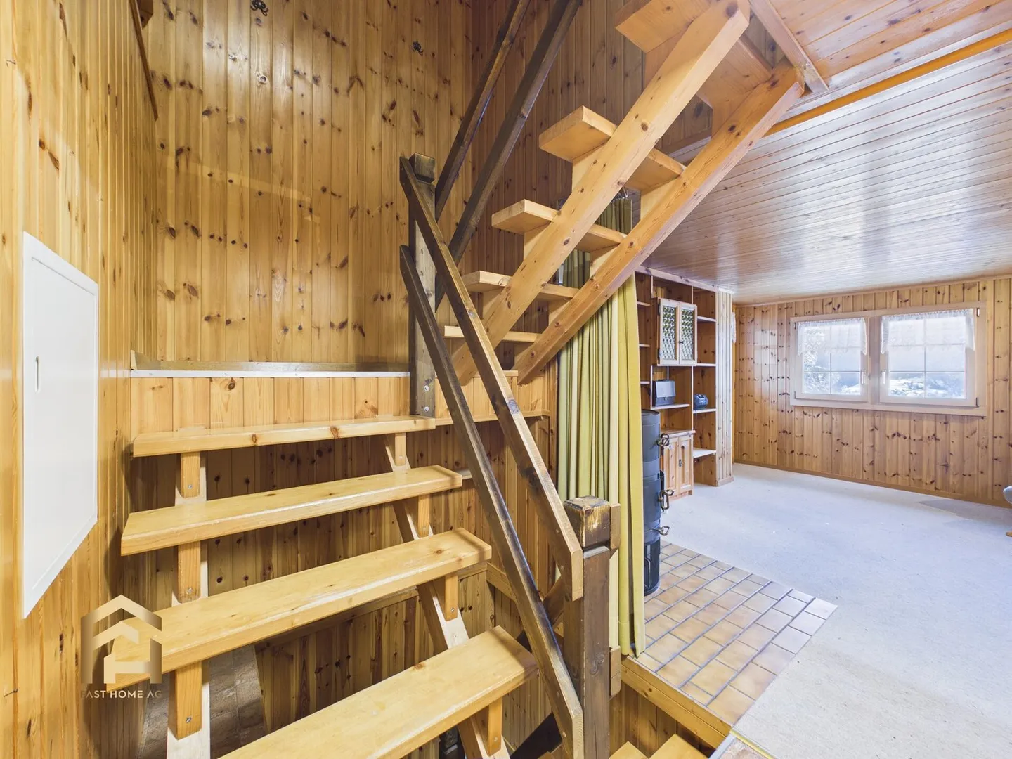 Charming little house with unobstructed view and idyllic surroundings - Photo 7 of 13