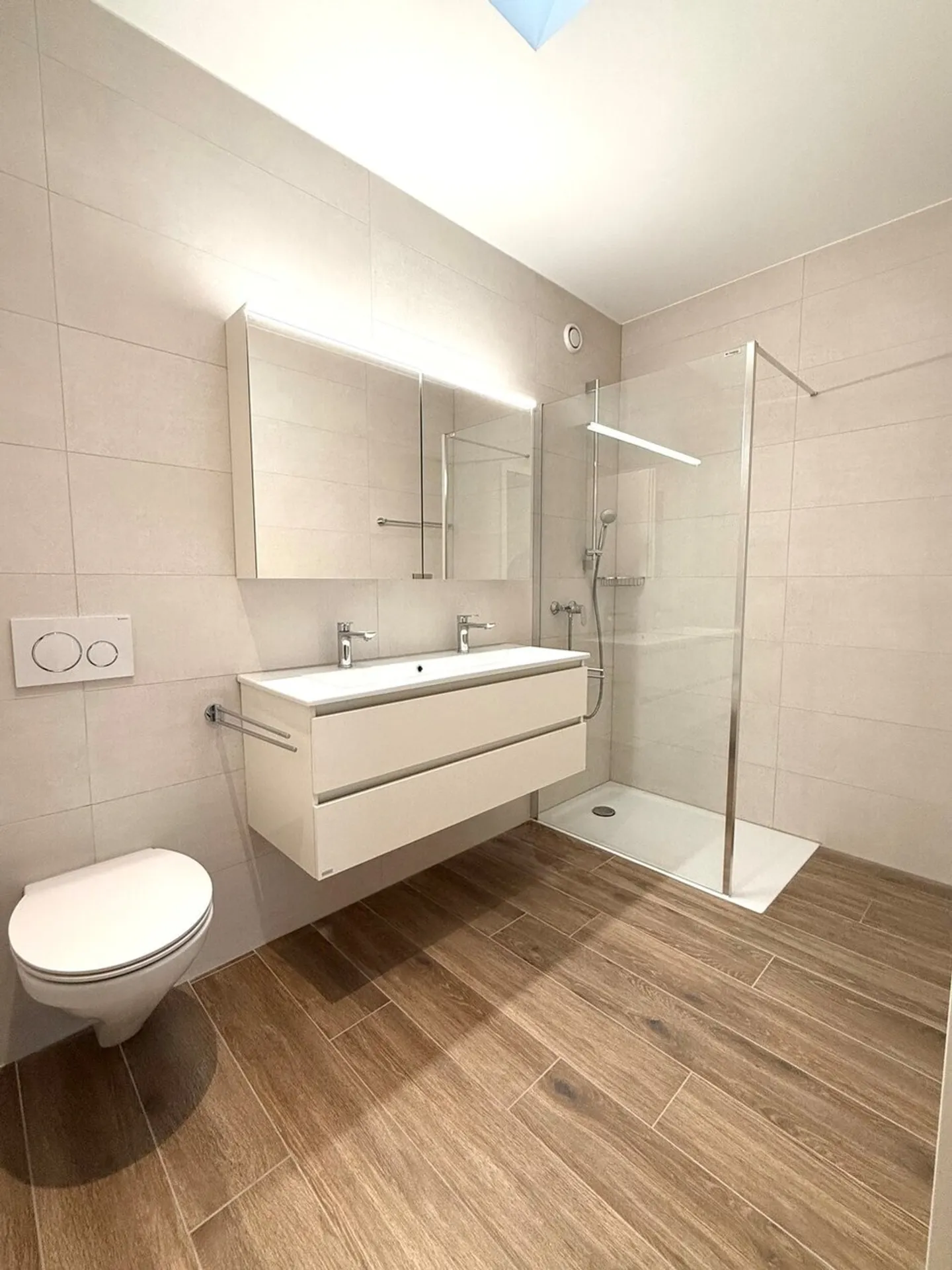 Nouvel appartement en penthouse de 4,5 pièces - Photo 7 sur 11