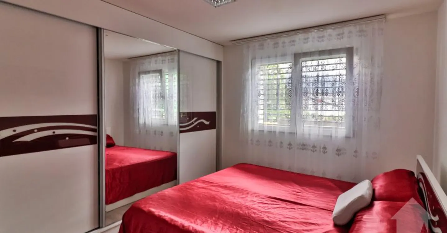 Bella villa composta da 2 appartamenti indipendenti - Foto 8 di 13