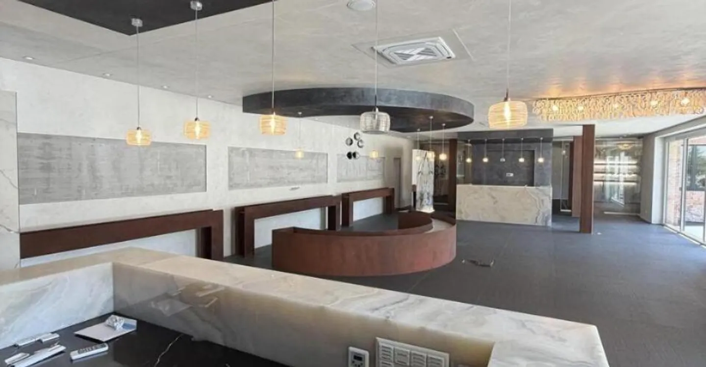 Magnificent Showroom for Sale in Locarno - Photo 4 of 10