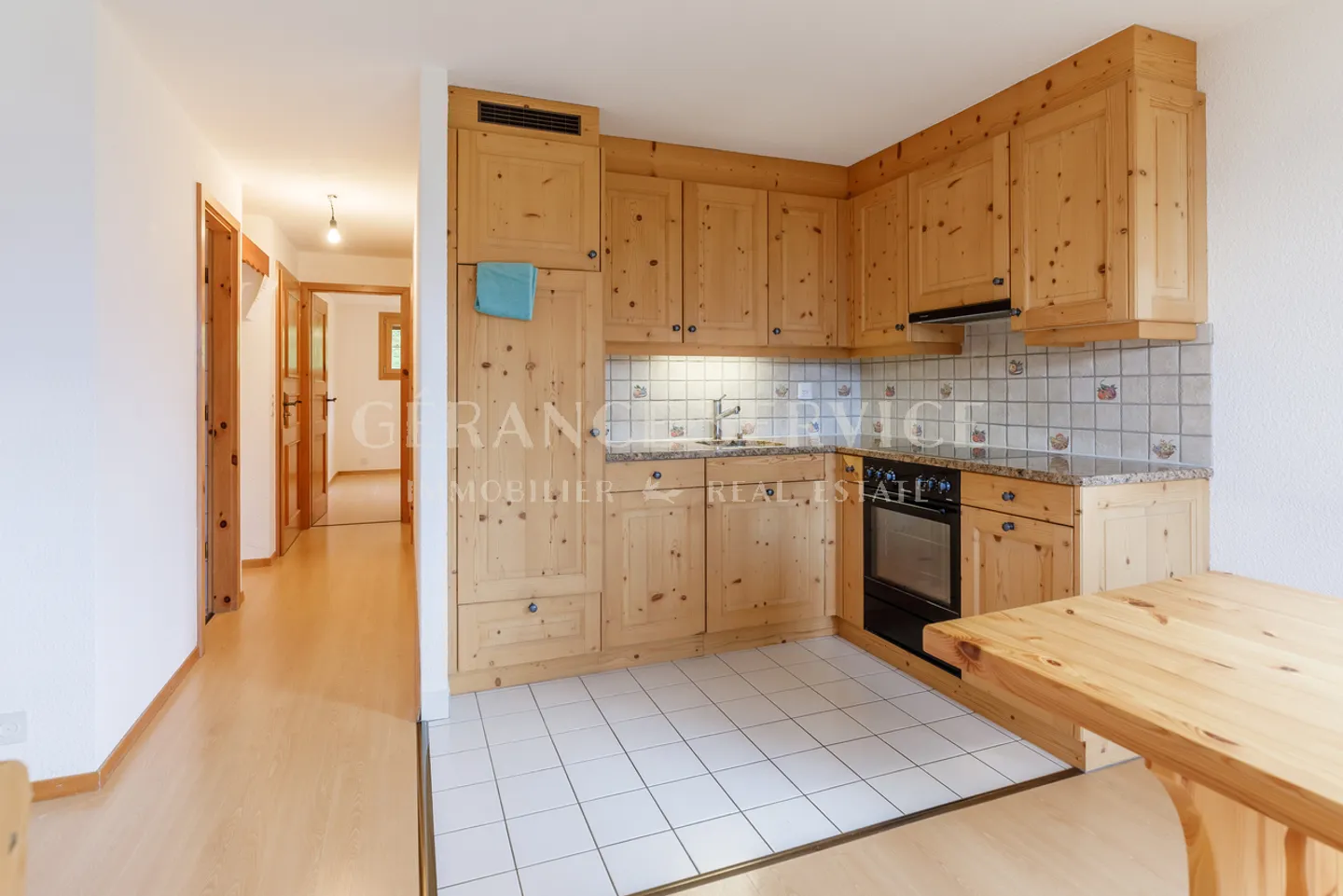 Appartamento in affitto - Foto 4 di 13