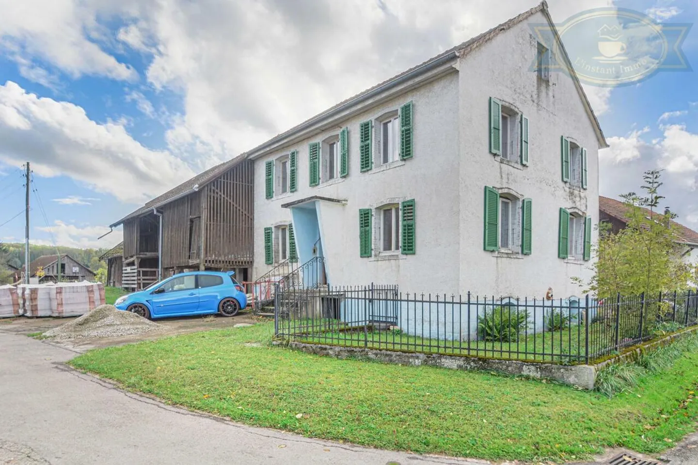 Teilweise renoviertes Haus in ruhiger Lage - Foto 2 von 13