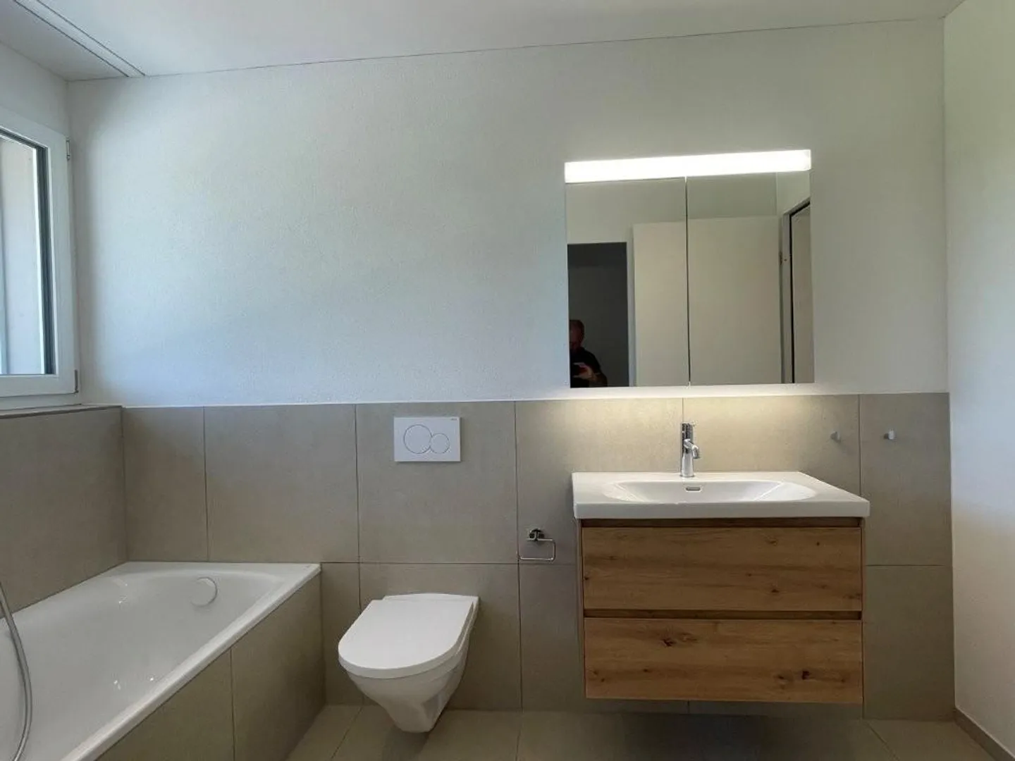 Modernes 4.5-Zimmer Apartment - Foto 8 von 14