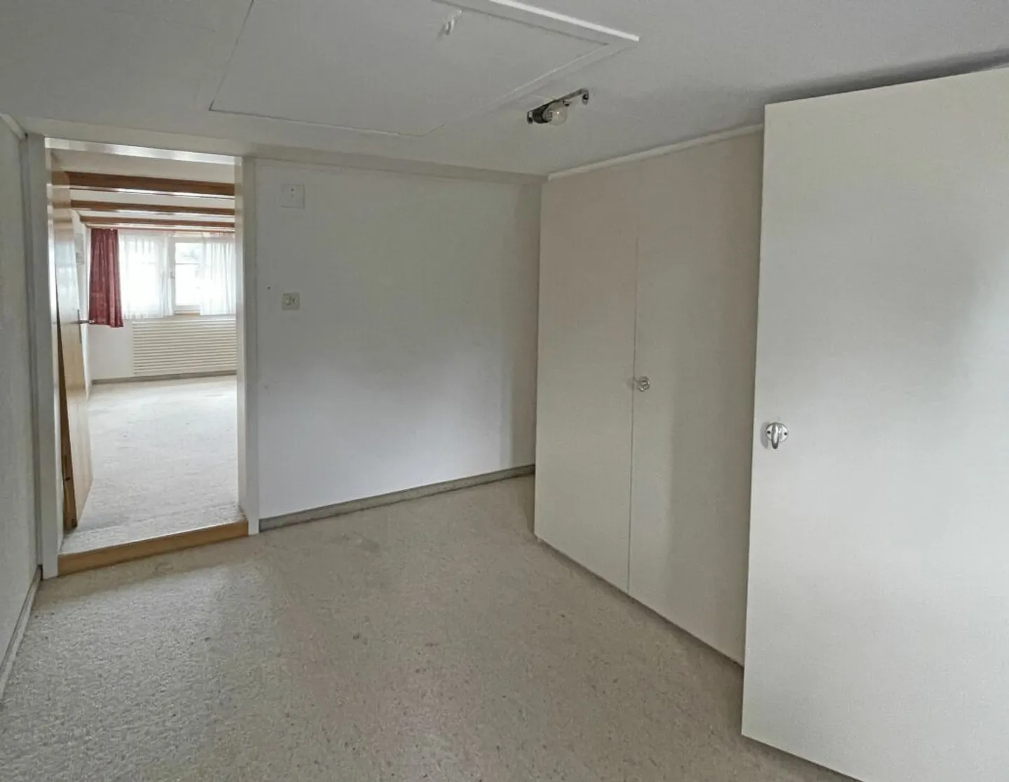 Immeuble résidentiel/commercial central bien situé - Photo 13 sur 27