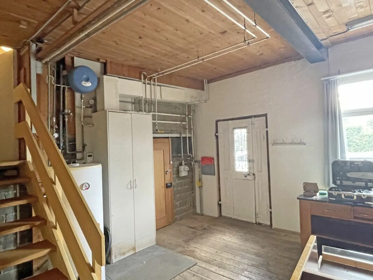 Immeuble résidentiel/commercial central bien situé - Photo 21 sur 27