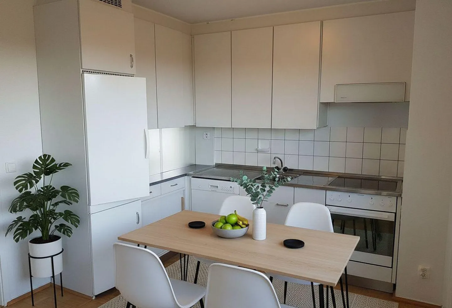 Helle Familienwohnung mit Balkon - Foto 2 von 6