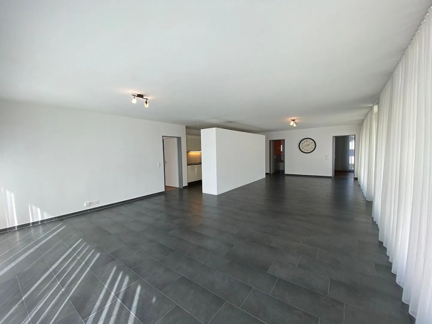 Appartamento attraente in una buona posizione a Frauenfeld - Foto 3 di 9