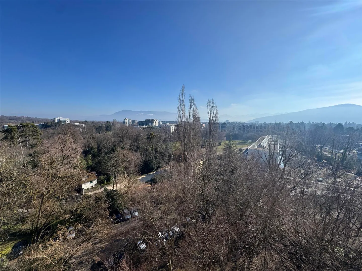 Appartamento spazioso con piscina - Foto 7 di 10