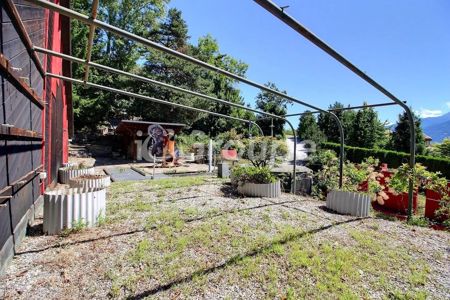 Villa con alto potenziale di ristrutturazione - Foto 5 di 23