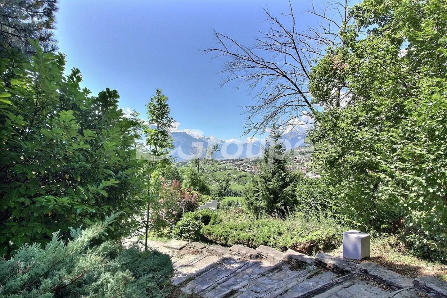 Villa con alto potenziale di ristrutturazione - Foto 8 di 23