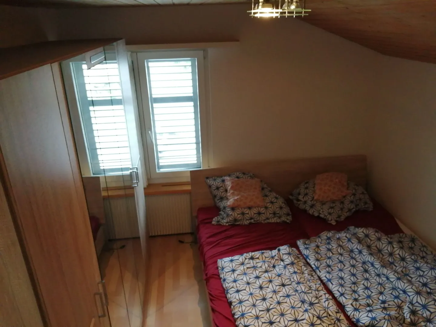 Appartamento ristrutturato e conveniente di 4.0 stanze in una piccola casa plurifamiliare con balcone (vicino a Flawil, Canton di San Gallo) - Foto 7 di 10