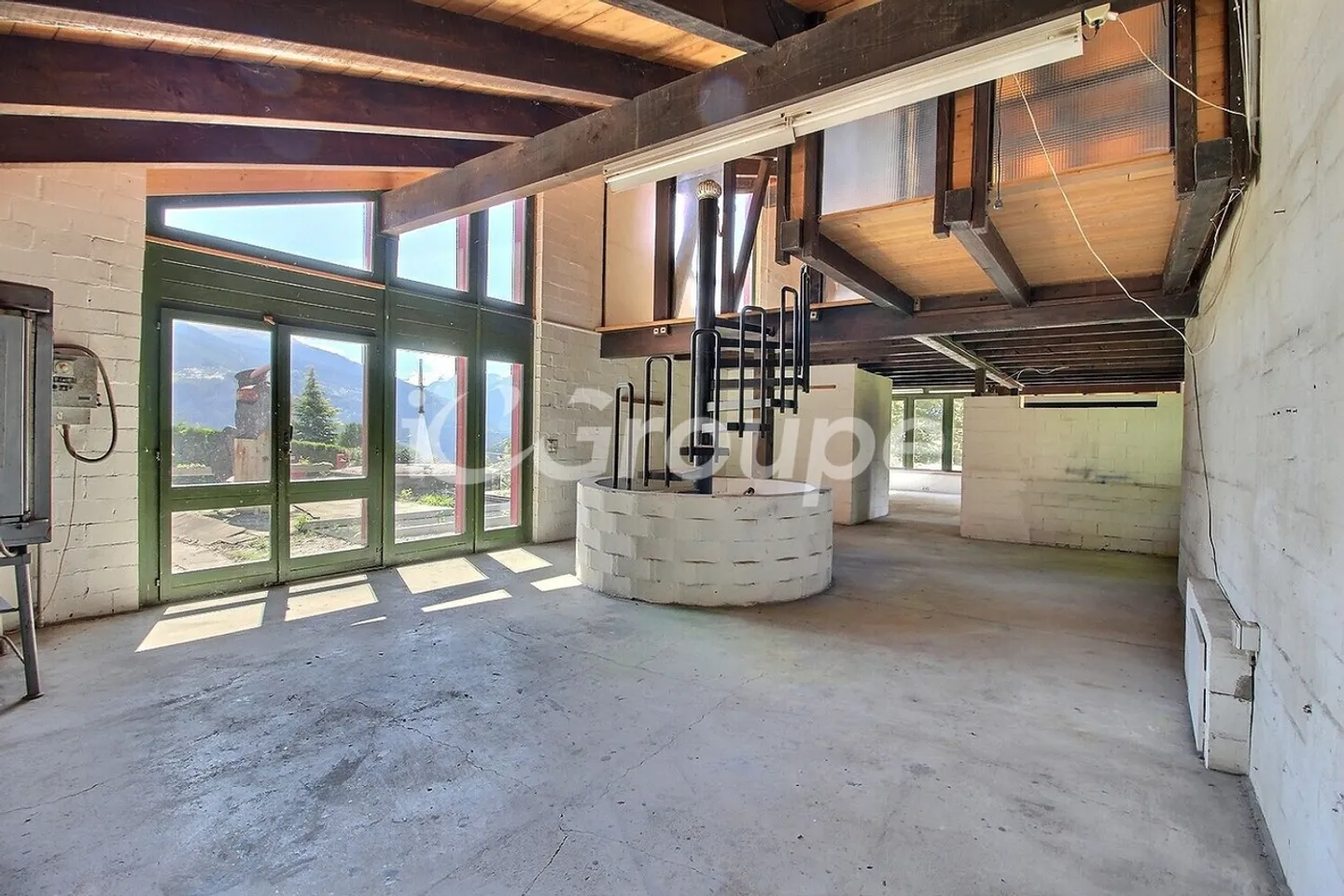 Villa con alto potenziale di ristrutturazione - Foto 17 di 23