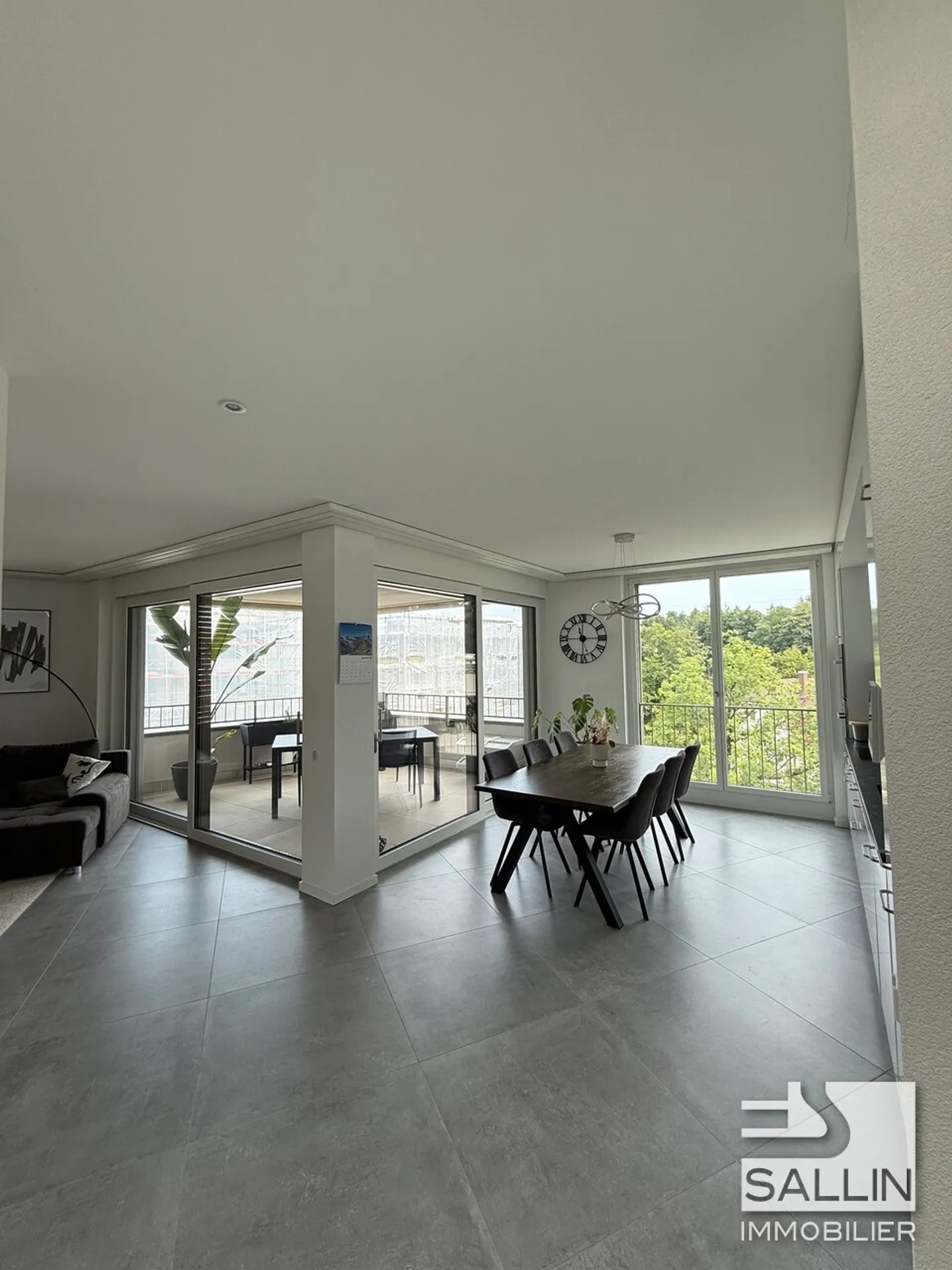 Eco-Quarter Apartment in Marly - Photo 6 of 15