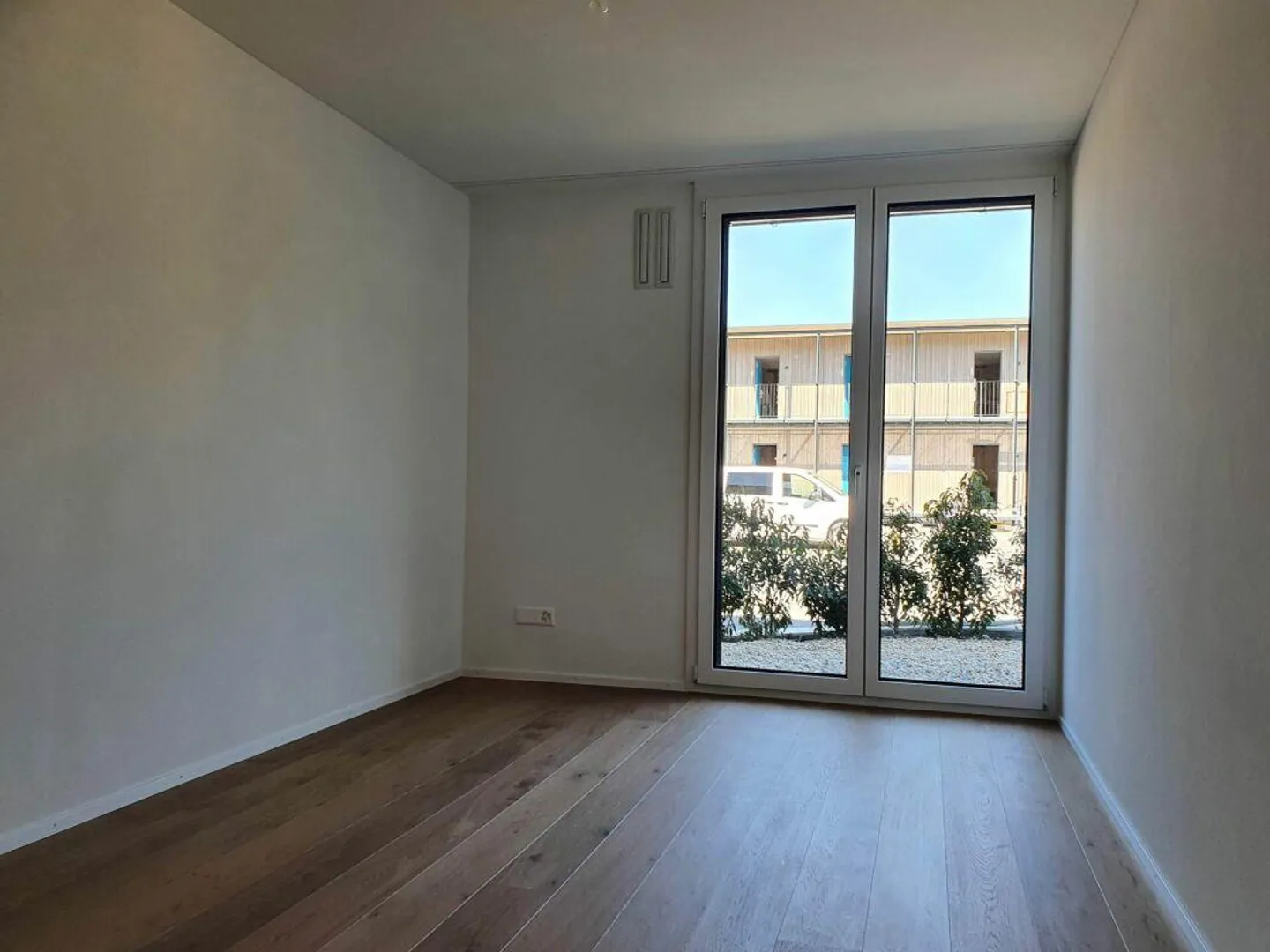 moderne, hochwertige 3 1/2-Zimmer-Erdgeschosswohnung zu vermieten - Foto 6 von 12