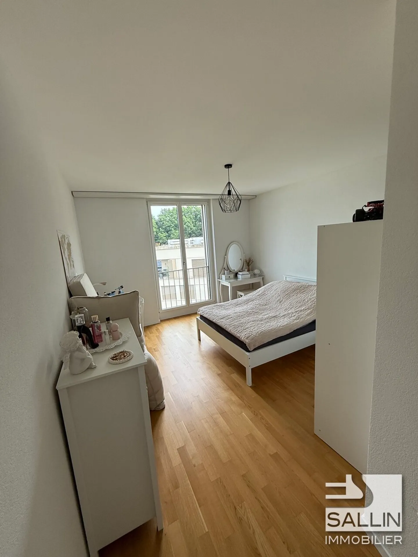 Eco-Quarter Apartment in Marly - Photo 10 of 15