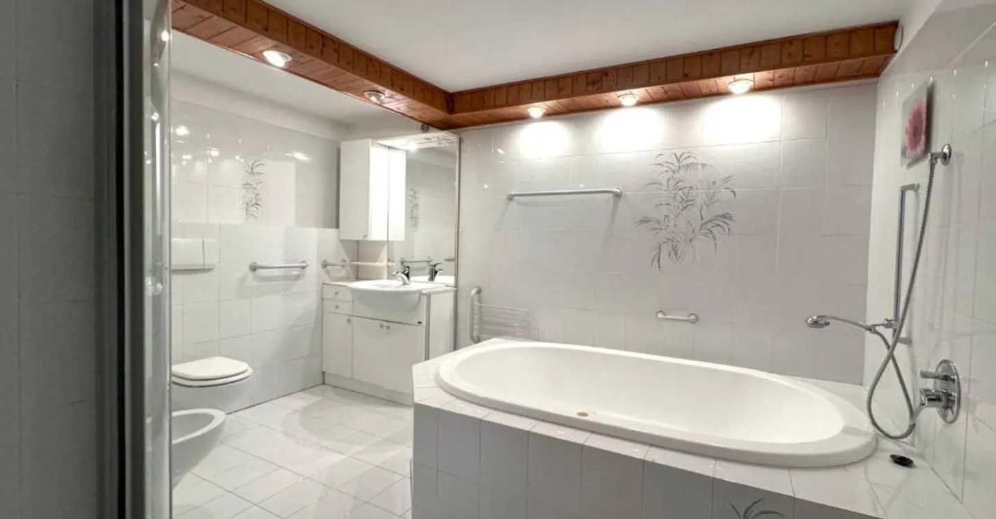 Appartement lumineux de 5,5 pièces à Castel San Pietro - Photo 6 of 10