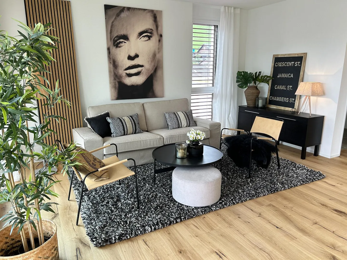 Secure the rent discount! - Photo 2 of 10