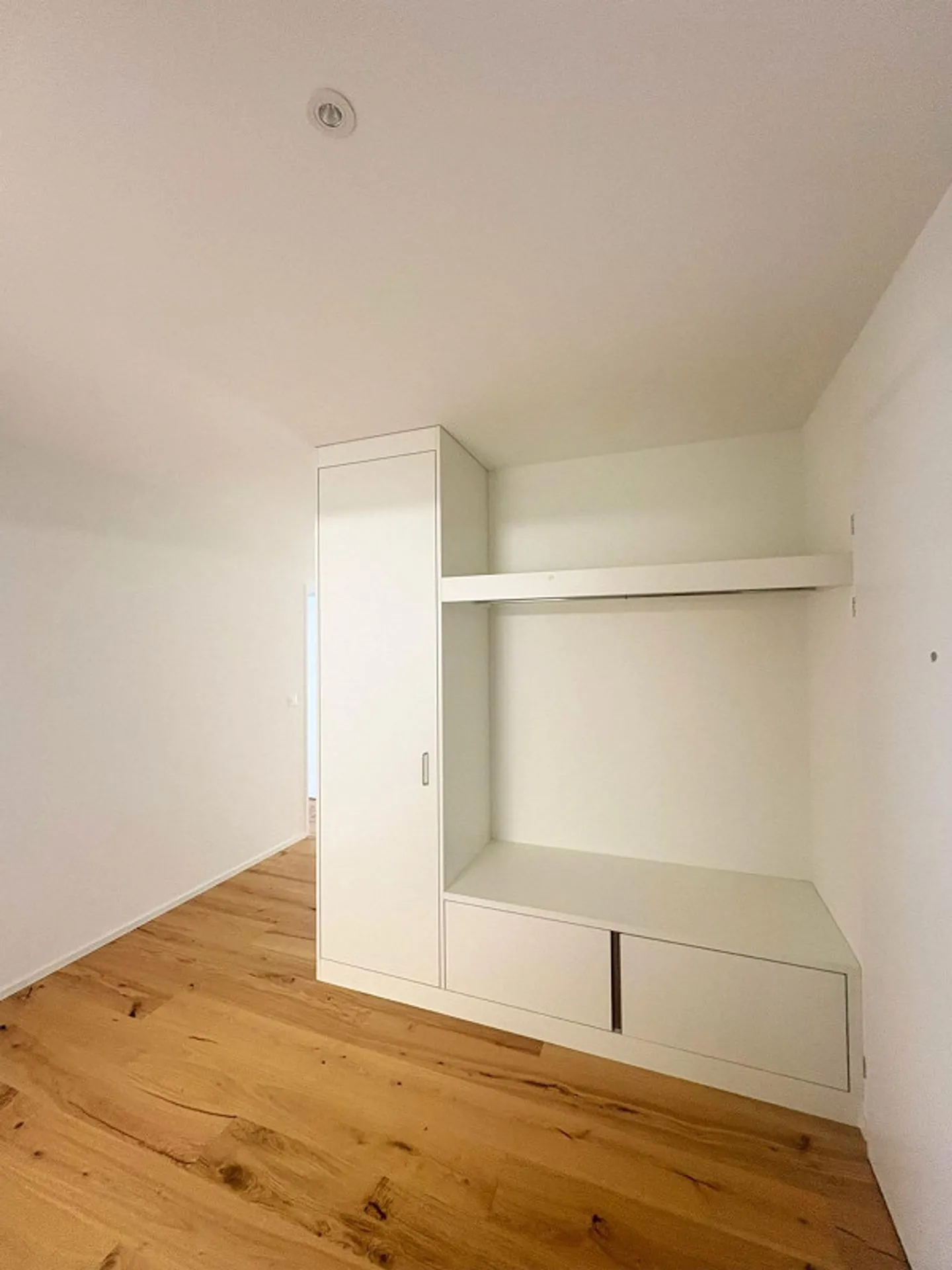 Secure the rent discount! - Photo 10 of 10