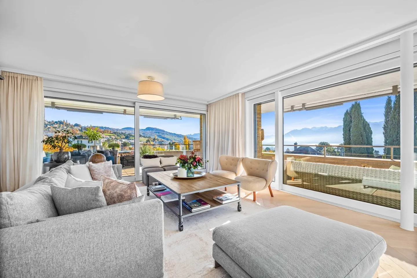 Moderne Villa am Genfersee - Foto 5 von 12