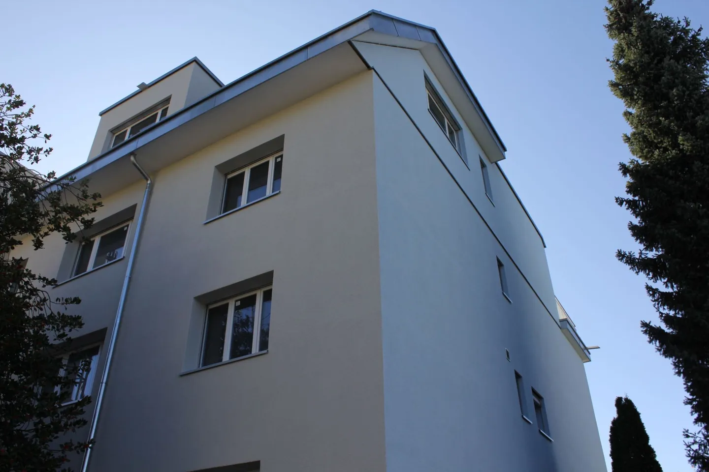 Komplett sanierte Liegenschaft/Wohnungen an zentraler Lage - Foto 1 von 13