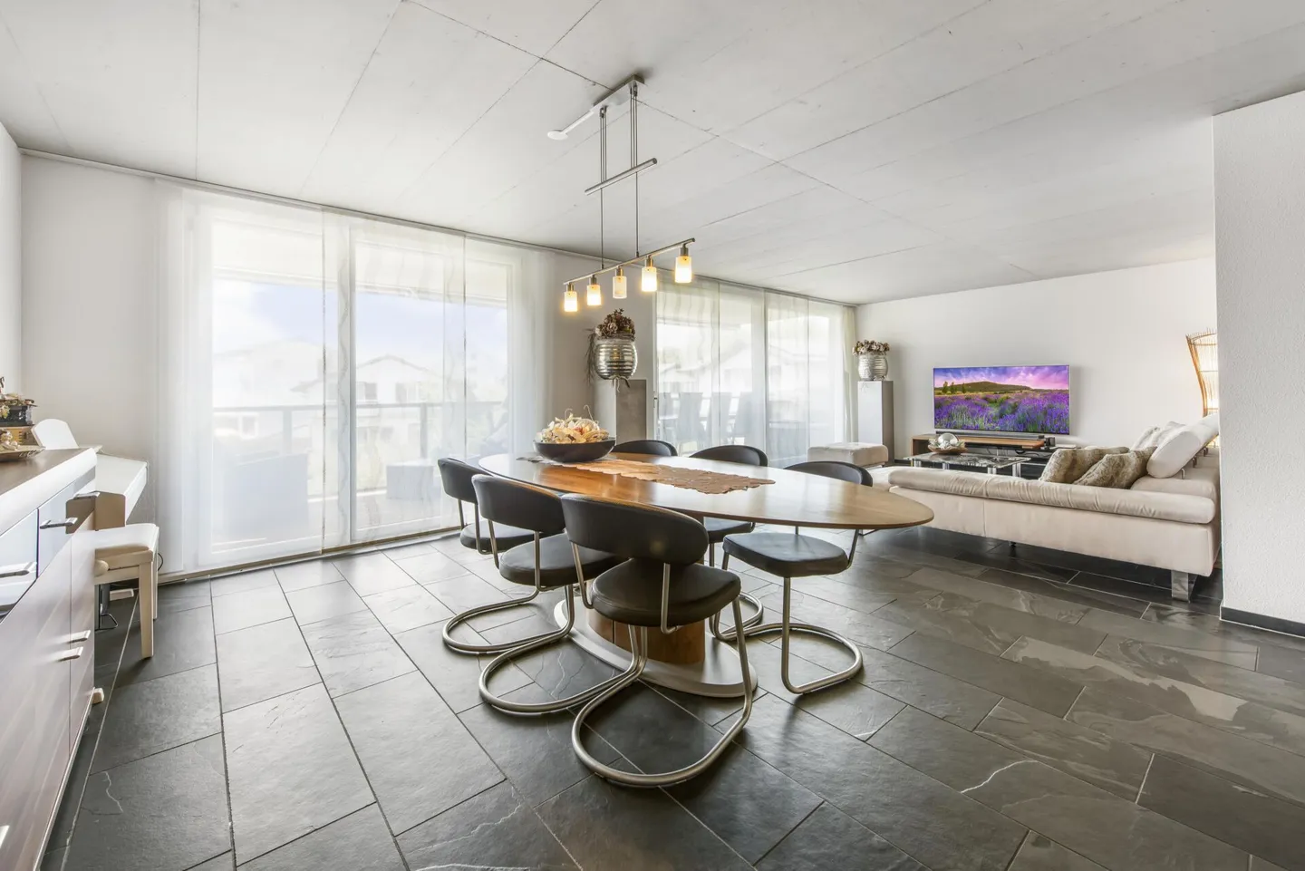 More space, more peace, more home - Your new apartment in Sirnach! - Photo 3 of 22