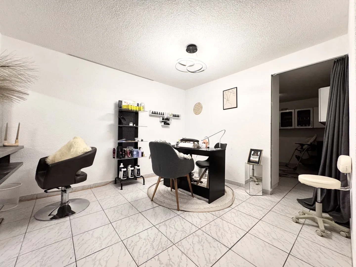 Vivere con comfort: 6 camere, idillio del giardino e terrazza soleggiata - Foto 15 di 18