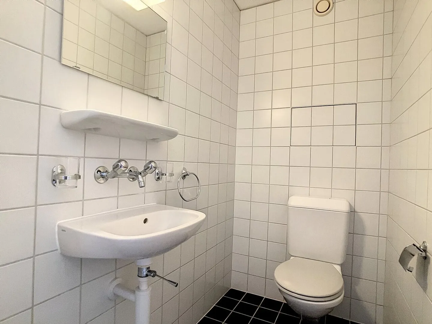 Grand 4.5 pces au 4ème étage - Photo 7 sur 11