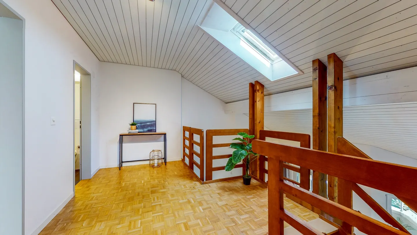 Appartement en duplex spacieux - Photo 8 sur 11