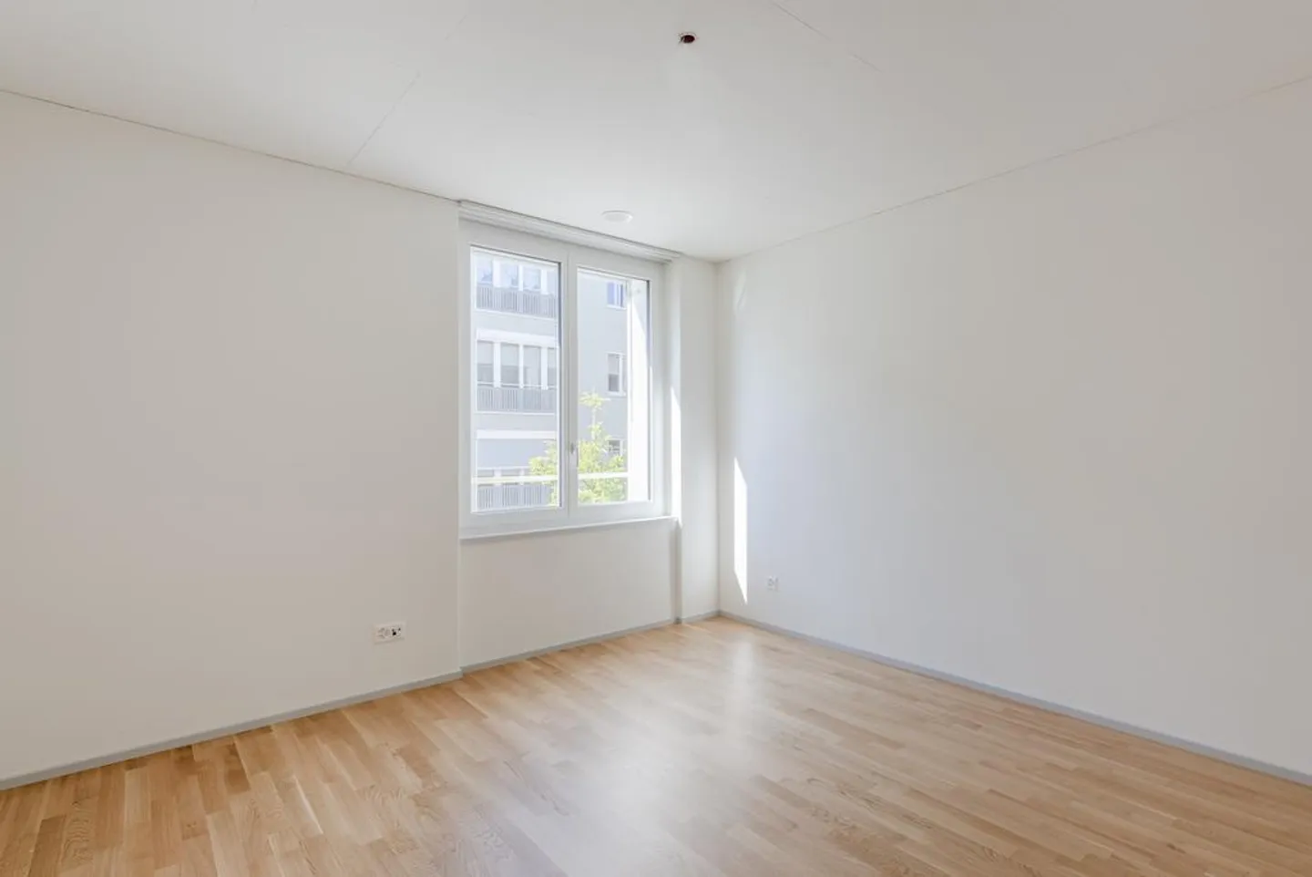 Geräumige Wohnung in grüner Lage - Foto 8 von 10