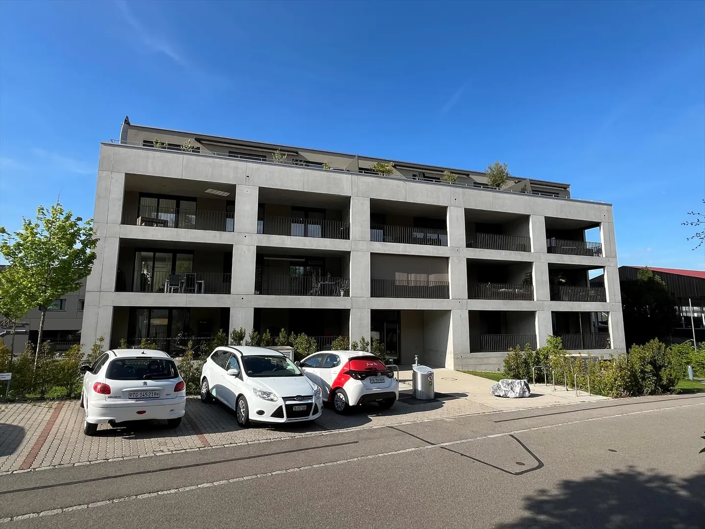 Appartamento attraente in periferia - Foto 1 di 5