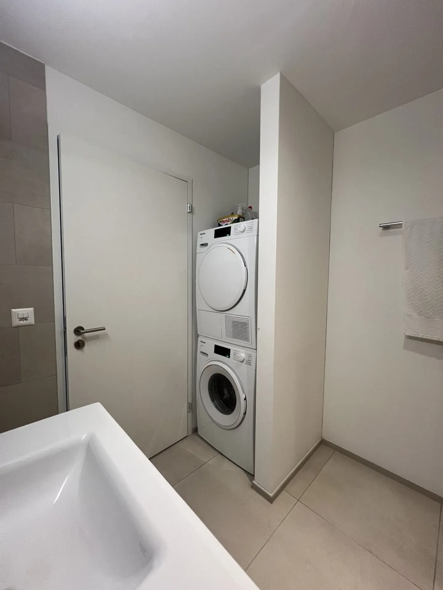 Appartamento attraente in periferia - Foto 4 di 5