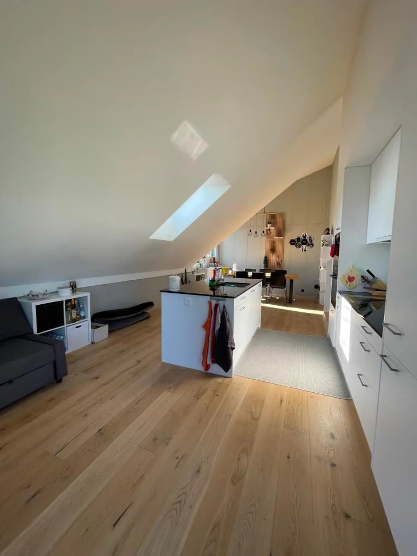 Moderne Dach-Maisonettewohnung mit Charme an ruhiger Lage - Photo 9 sur 10