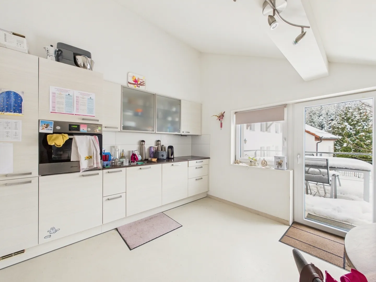 Spacious Family Home in Vuisternens - Photo 5 of 13