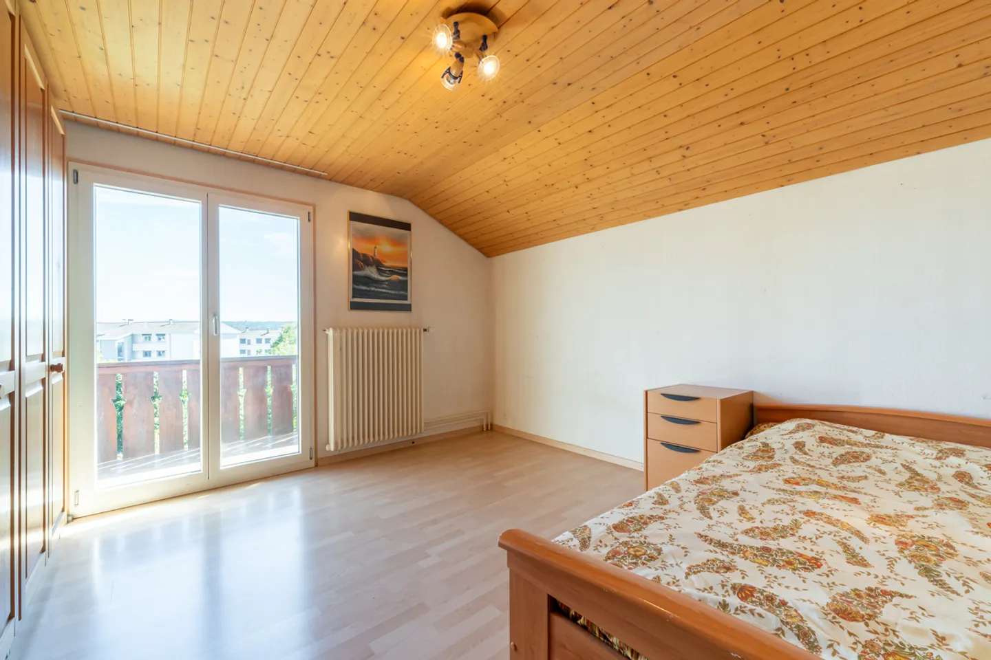 Rare single-family house in chalet style in a quiet location - Photo 8 of 13