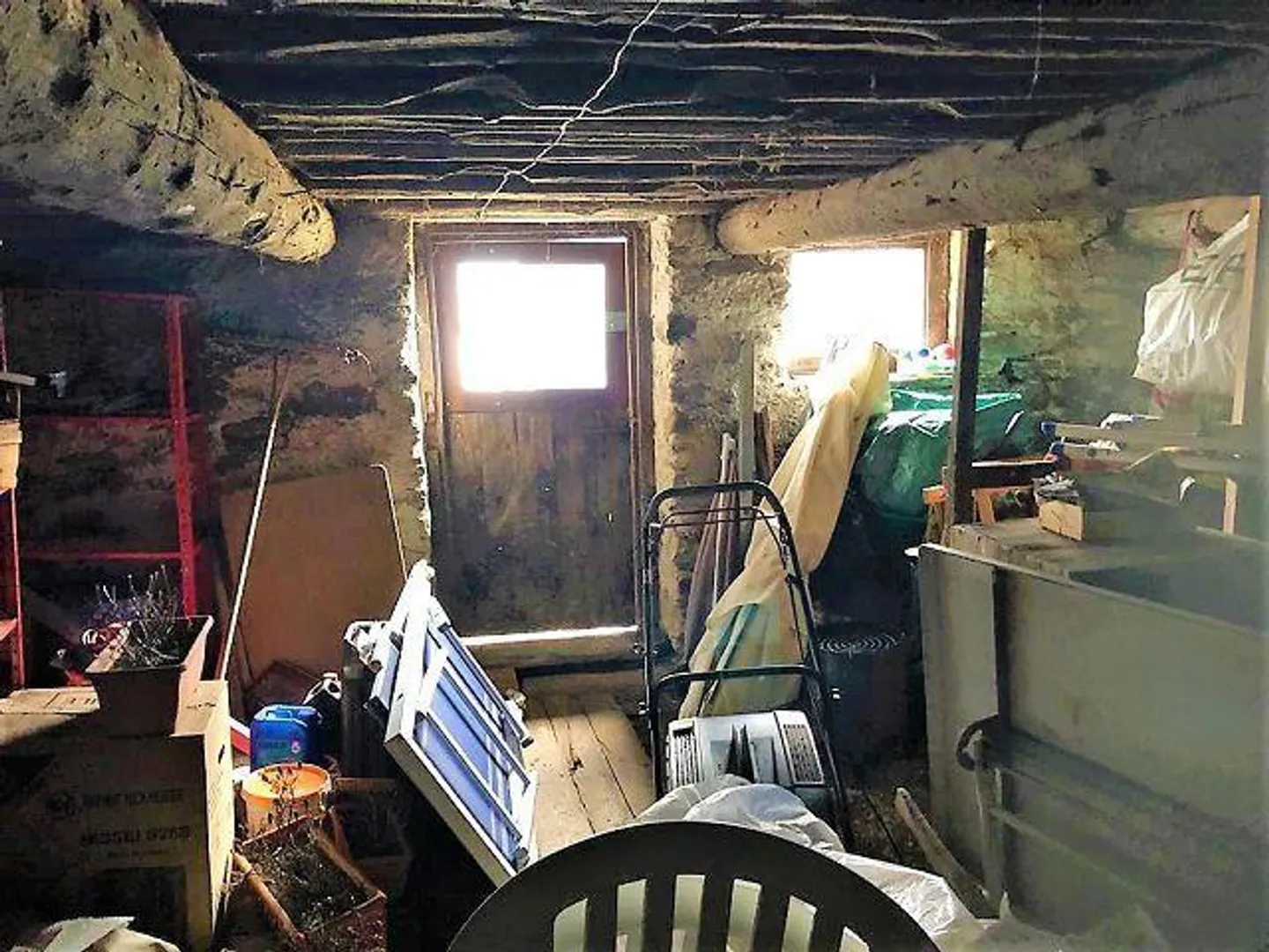 «Rustico da ristrutturare con piccolo terreno bella vista panoramica / Rustico zum Ausbauen mit kleinem Garten» - Foto 2 di 23