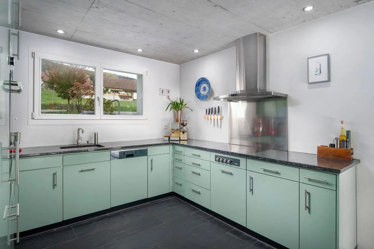 «Moderne und stilvolle Doppelhaushälfte mit Garten an ruhiger Lage.» - Foto 5 von 10