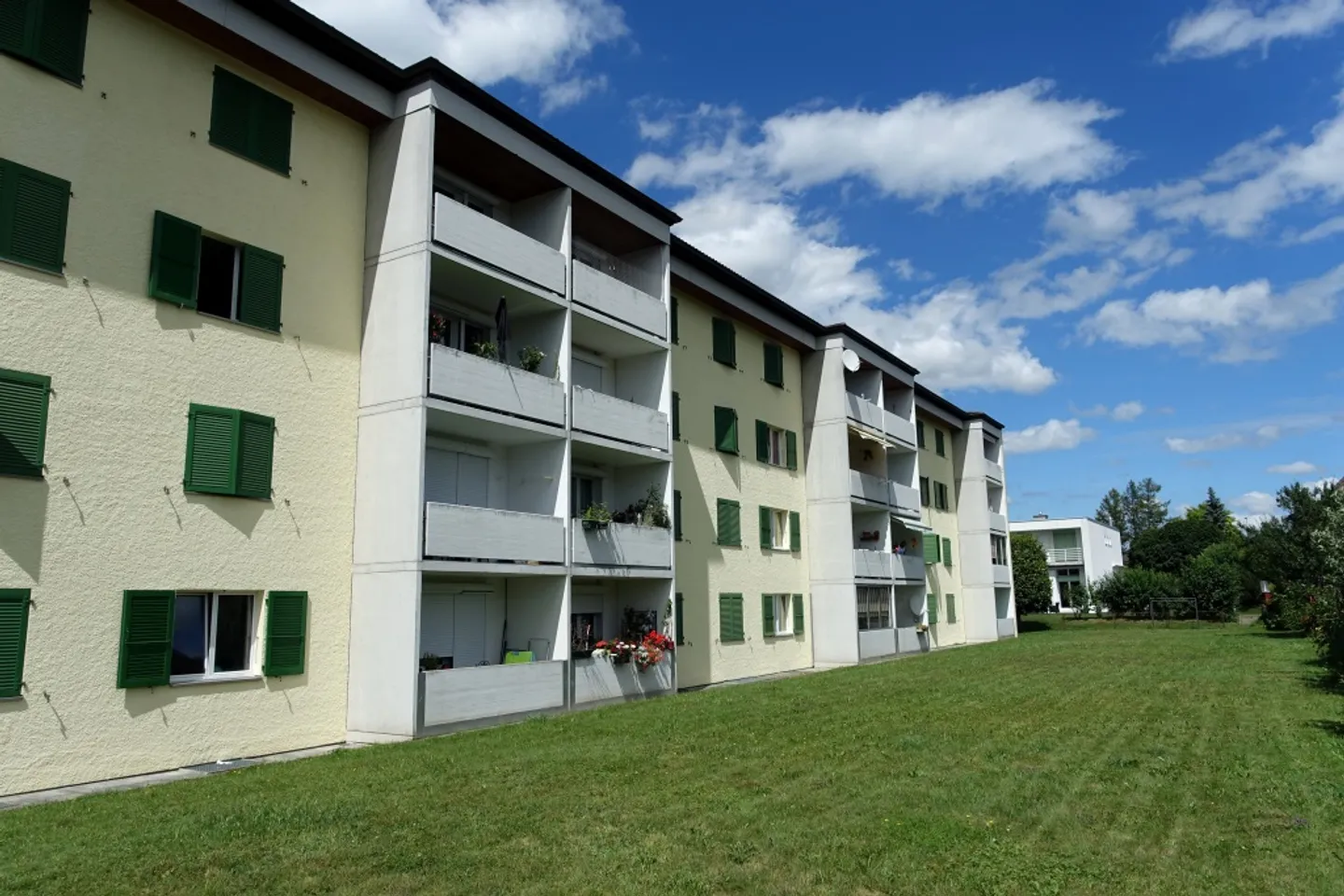 Charmant appartement 3 pièces - Photo 2 sur 6