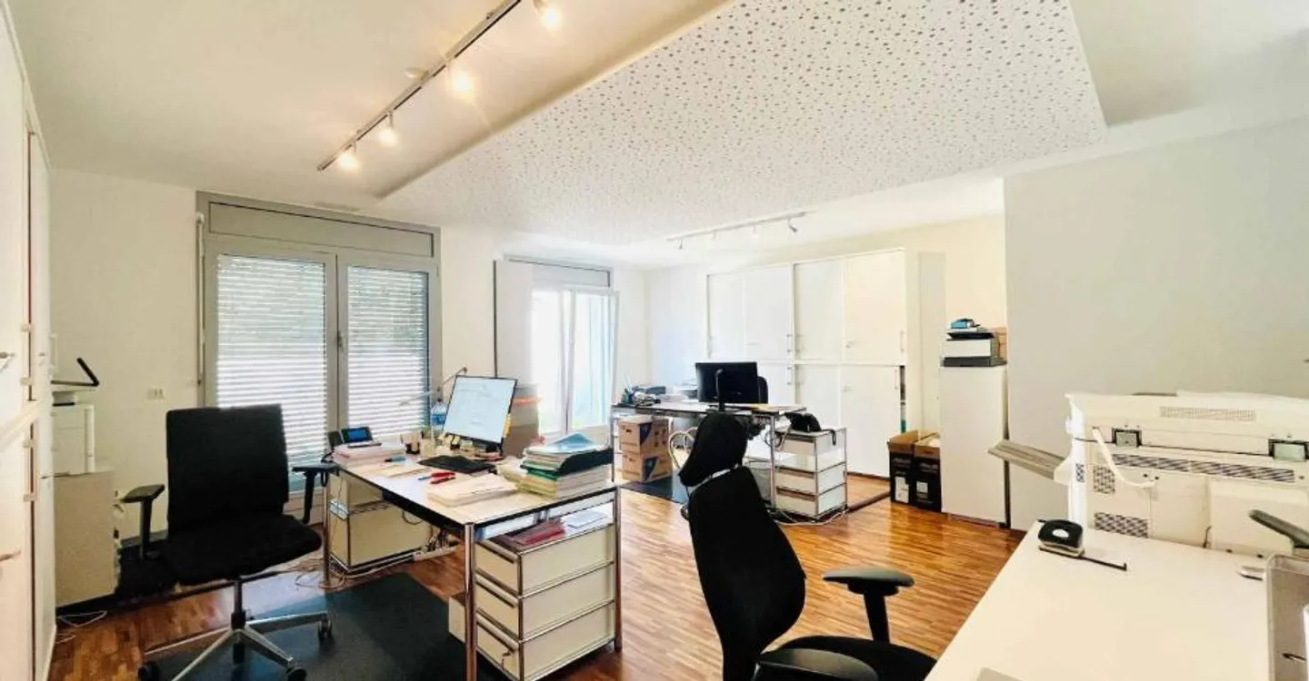 90 m² Büros mit Blick auf den Genfersee und geräumiger Terrasse - Foto 4 von 4