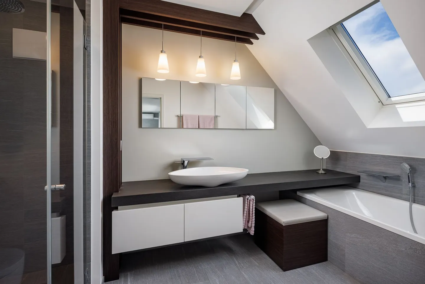 Appartement Duplex Élégant à Richterswil - Photo 8 sur 13
