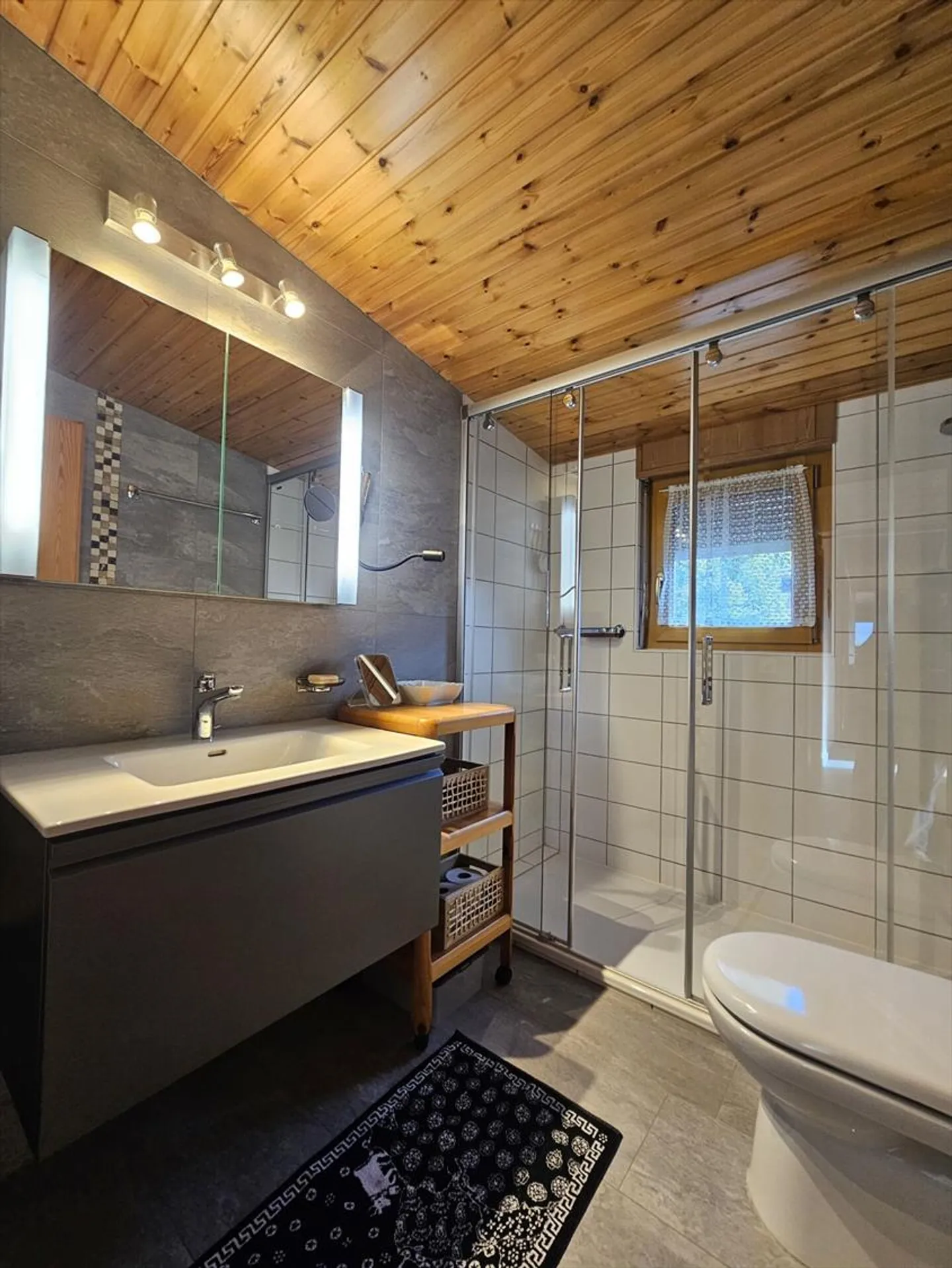 APPARTEMENT 4 PIECES à VILLARS-SUR-OLLON - Photo 3 sur 10