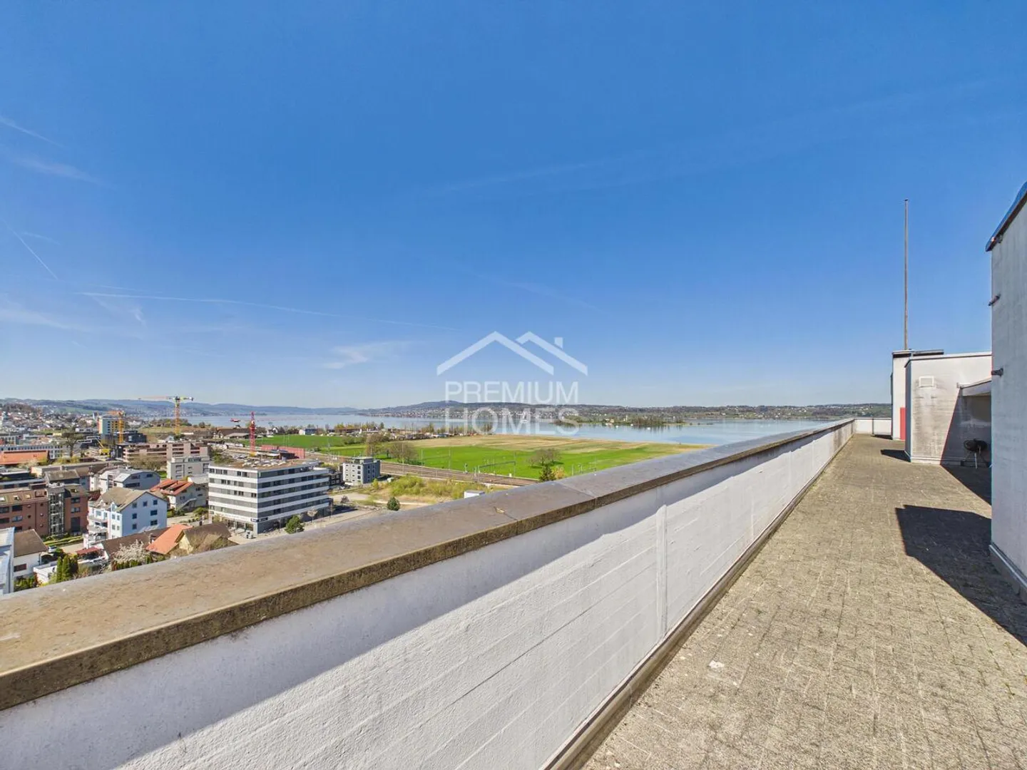 Your new business location with a view - Photo 11 of 13