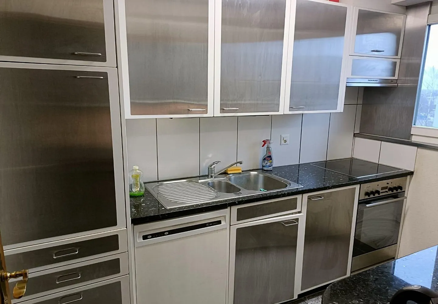 Cozy Apartment in Center - Photo 4 of 5