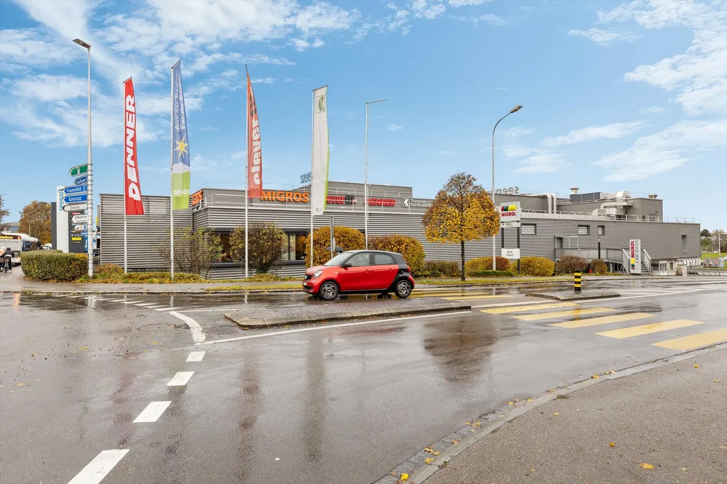 Attraente proprietà in affitto al 2° piano del centro commerciale Seepark - Foto 2 di 13