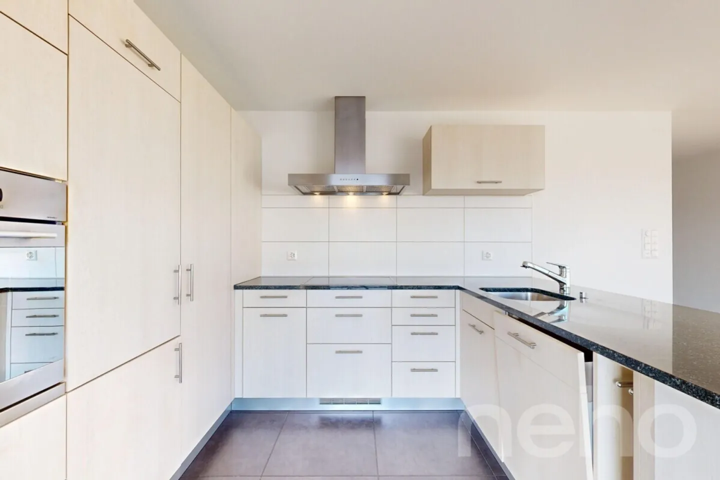 Appartement ensoleillé avec vue sur le lac - Photo 1 sur 11