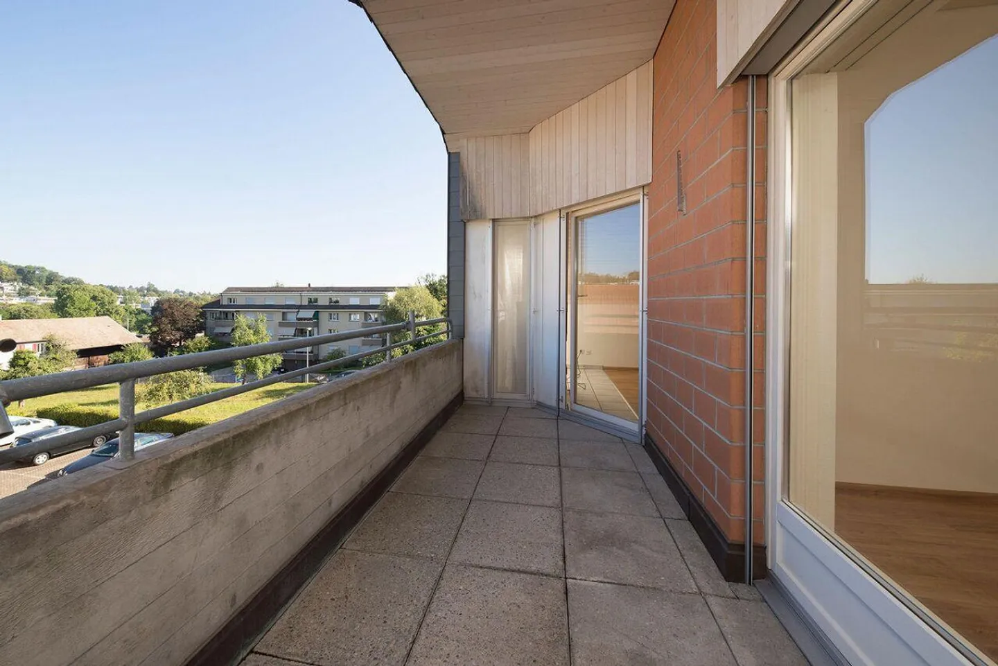 Casa plurifamiliare con 6 appartamenti a Bottmingen (BL) - Foto 4 di 6