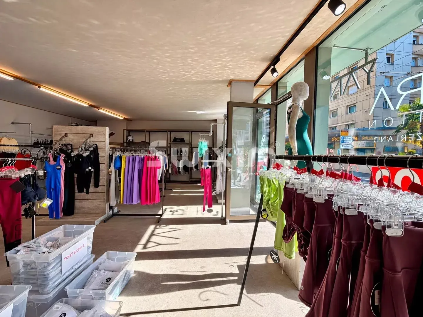 Prime Retail Space in Montreux - Photo 2 of 3