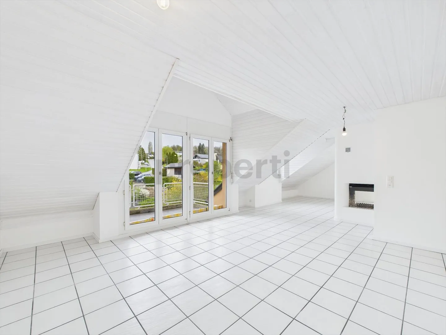 Charming renovated duplex apartment in La Brillaz (FR) - ideal for families - Photo 1 of 12