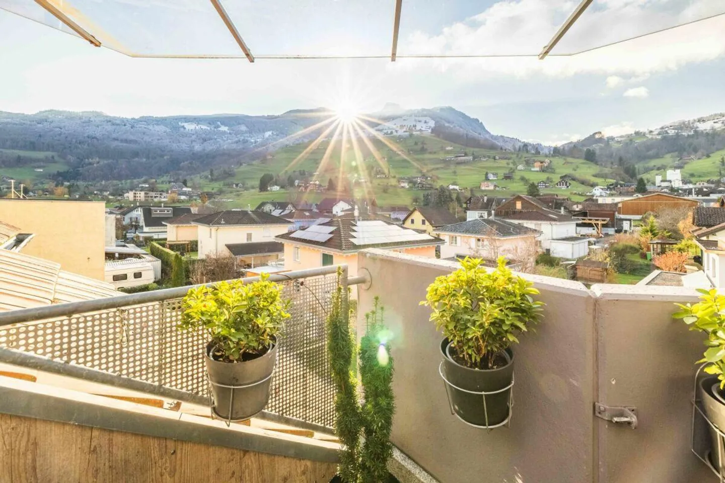 Appartamento attico affascinante 3.5 camere con camino e finiture eleganti - Foto 16 di 24