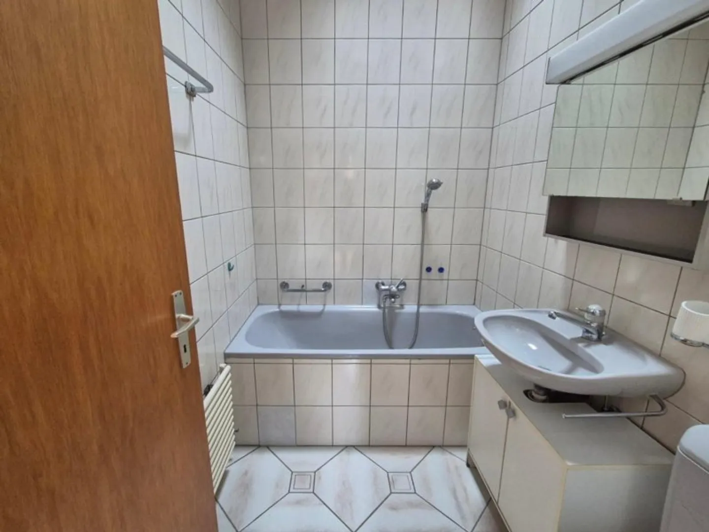 02518 - App. duplex 3 pièces - Avenue du Collège 11 - BOUDRY - Photo 5 sur 5